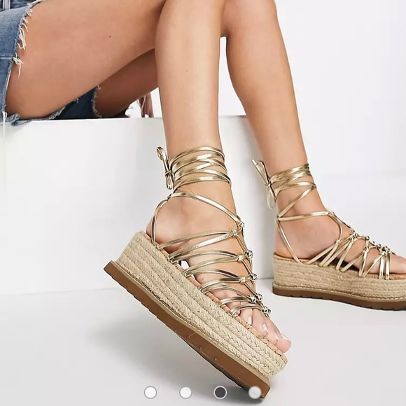 ASOS Wide Fit Wells knotted flatform sandals gold - Picture 2 of 4